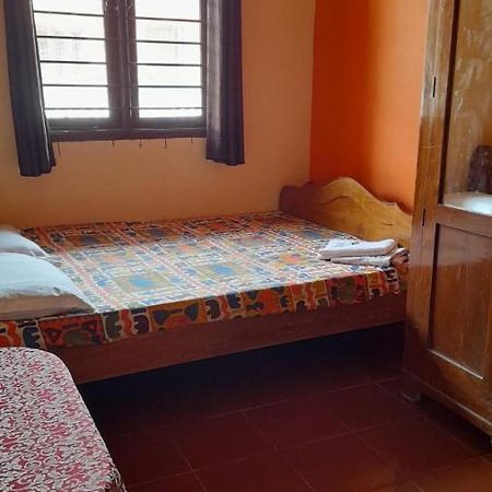 Villa Umar Homestay Пондичерри Экстерьер фото
